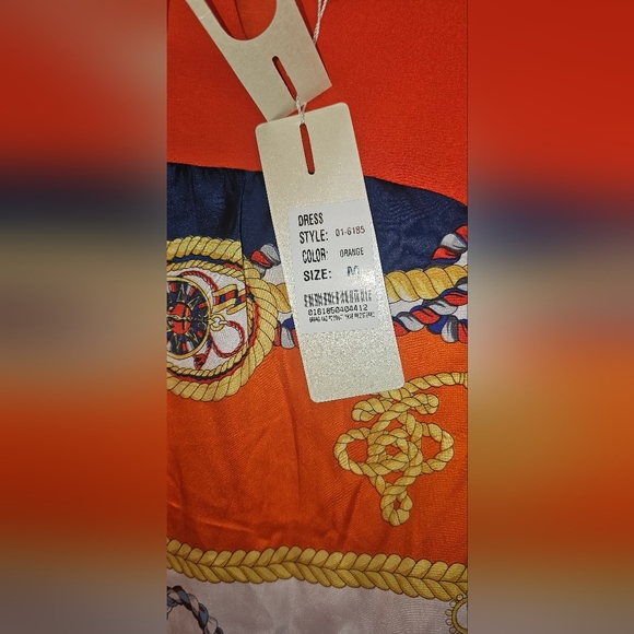 Grifflin Paris size M Shift Dress - Picture 2 of 4